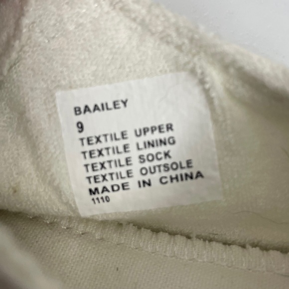 Madden Girl White Lace-Up Sneakers with Patterned Heel Size 9 - Picture 4 of 13